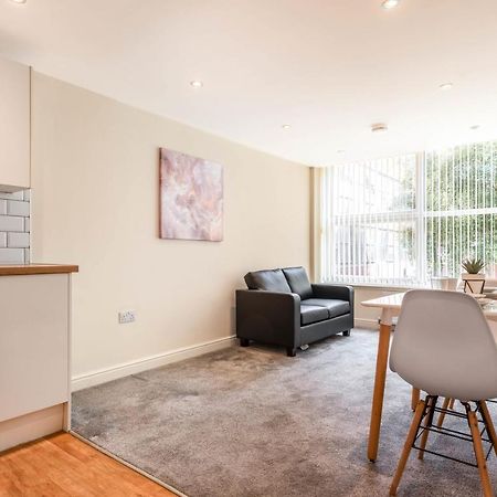 Bright 1 Bedroom Budget Flat In Central Pontefract Buitenkant foto