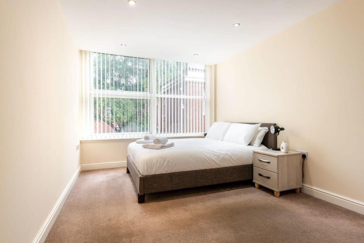 Bright 1 Bedroom Budget Flat In Central Pontefract Buitenkant foto